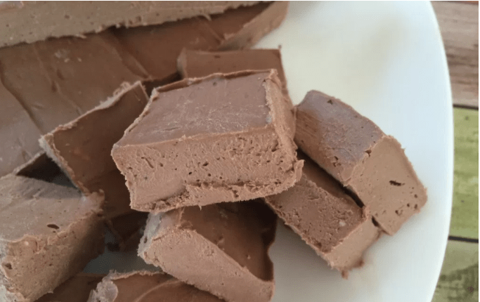 Low Carb Cream Cheese Fudge